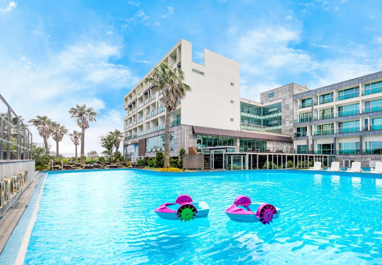 The Four Grace Resort Сеогвипо Екстериор снимка