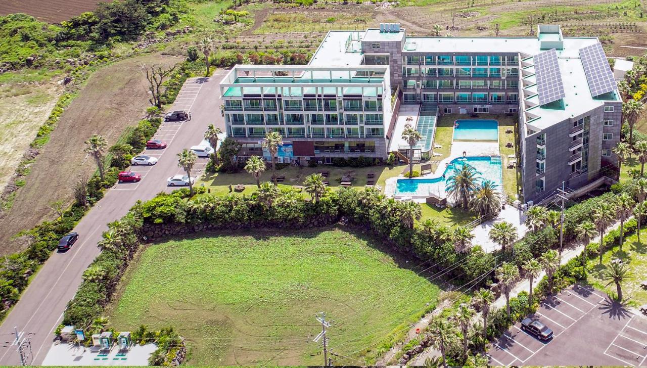 The Four Grace Resort Сеогвипо Екстериор снимка