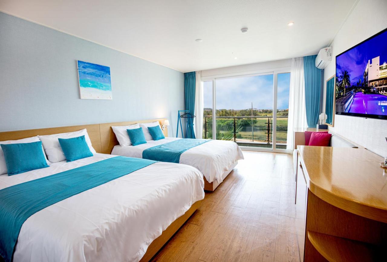 The Four Grace Resort Сеогвипо Екстериор снимка