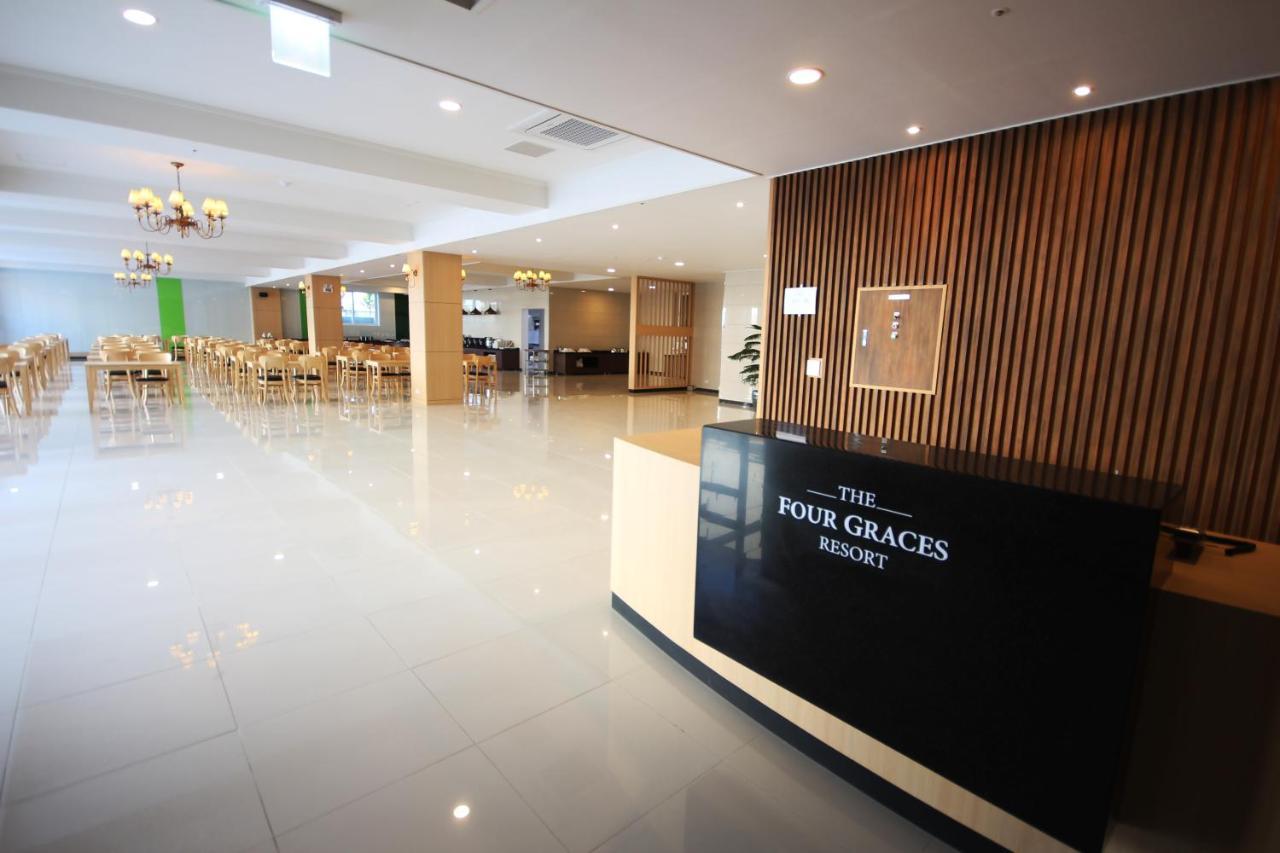 The Four Grace Resort Сеогвипо Екстериор снимка