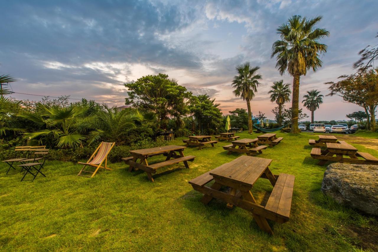 The Four Grace Resort Сеогвипо Екстериор снимка